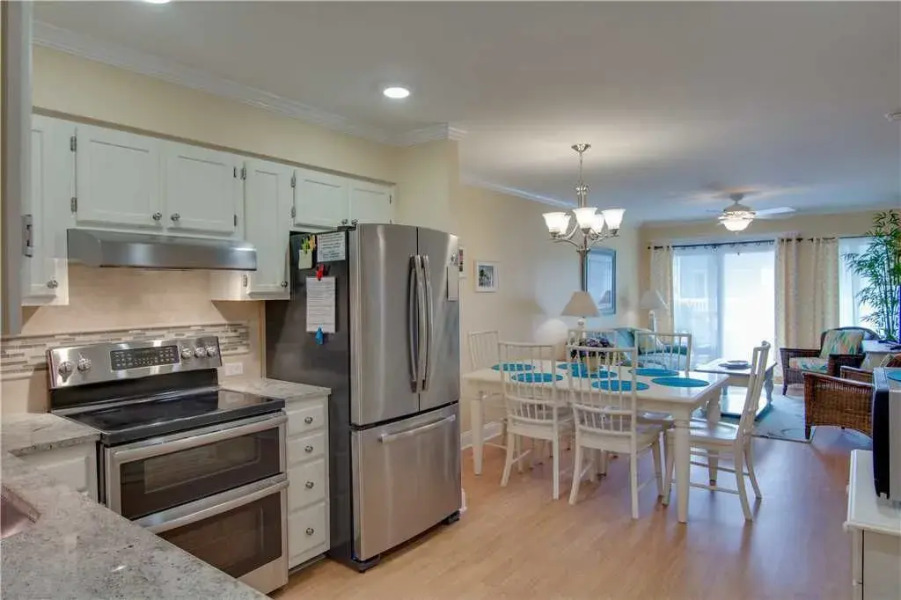 Oceanside Villas 306 B by RedAwning