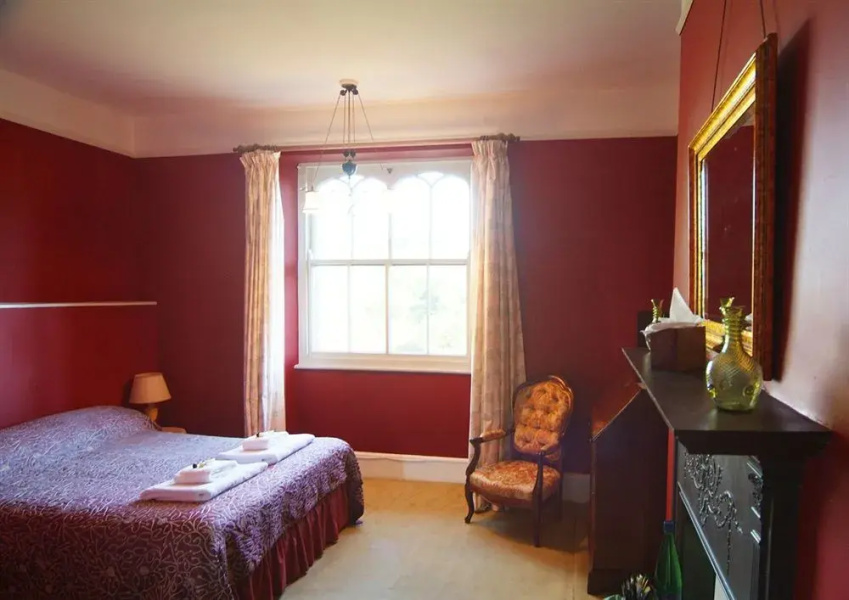 Hazelwood House