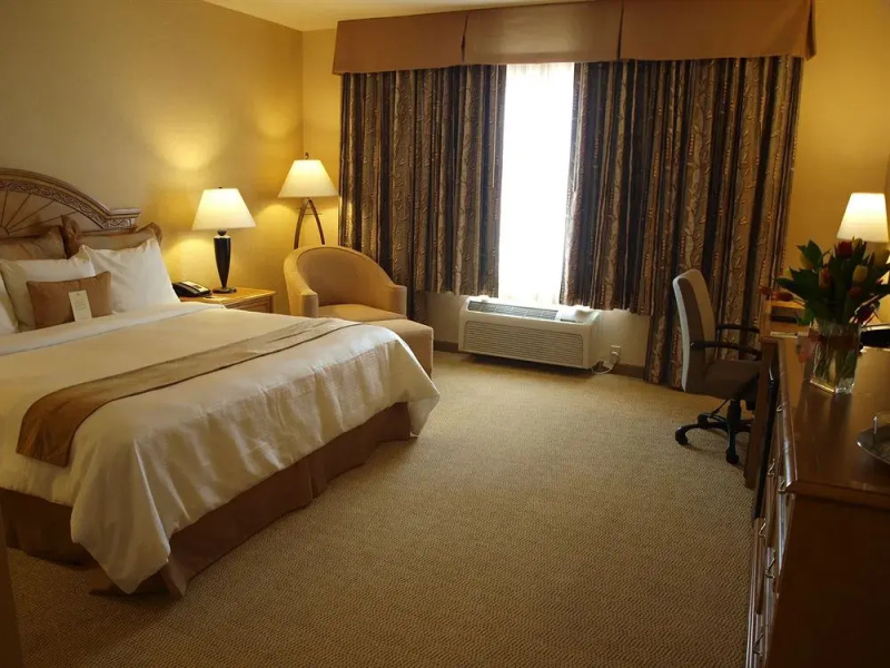 The Inn at Charles Town - Hollywood Casino