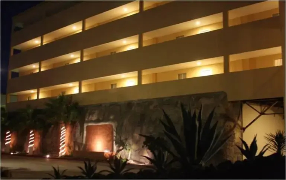 Hotel Fiesta De Cortez