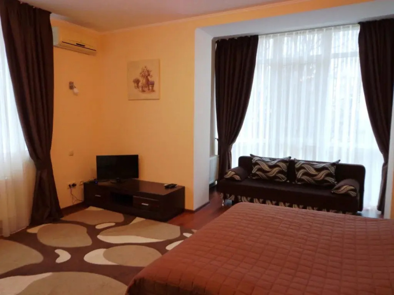 Helen Hotel 