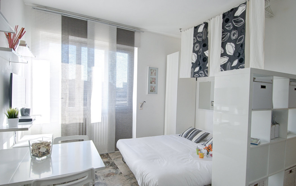 Via Sammartini - 3492 - Milan - HLD 37552