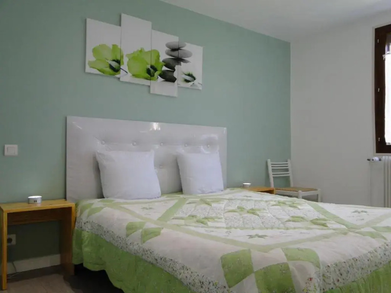 Gîte 1805 Montagnes du Jura avec Spa et Sauna classé 2 étoiles