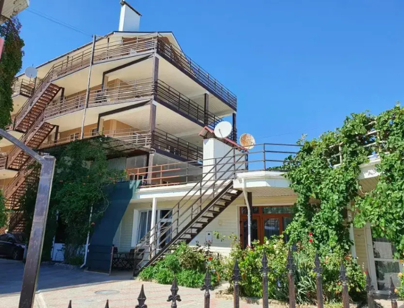 Katrin Hotel