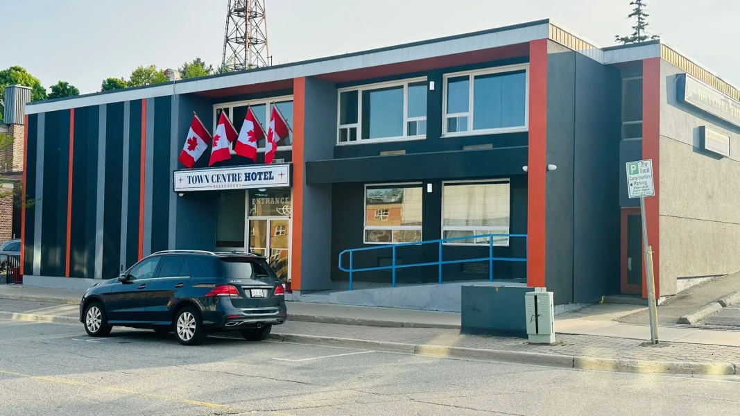 Hotel Town Centre Inn - Parry Sound