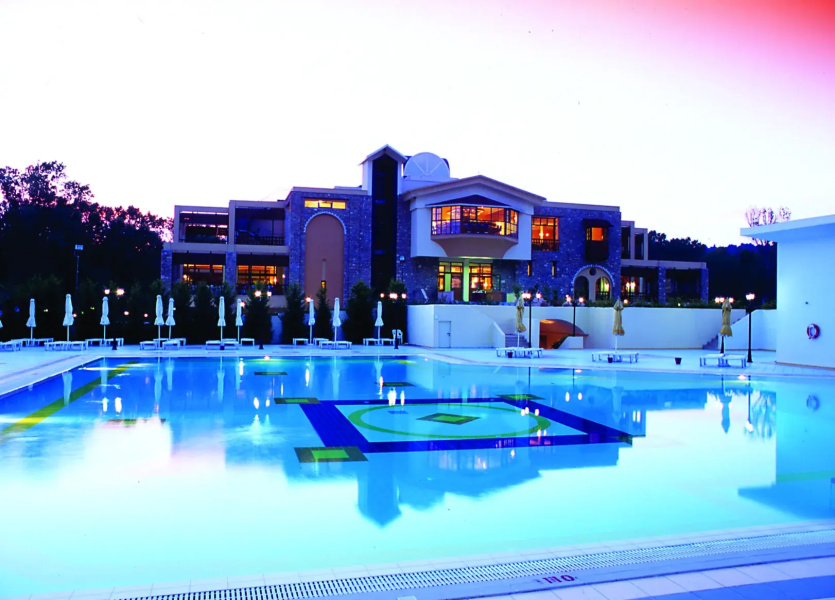 Simantro Resort