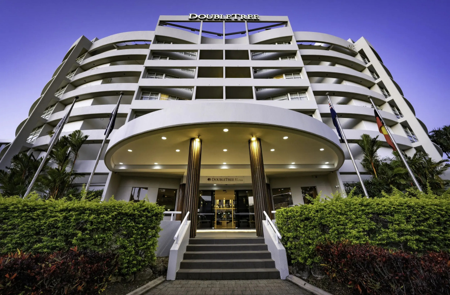 DoubleTree by Hilton Hotel Cairns