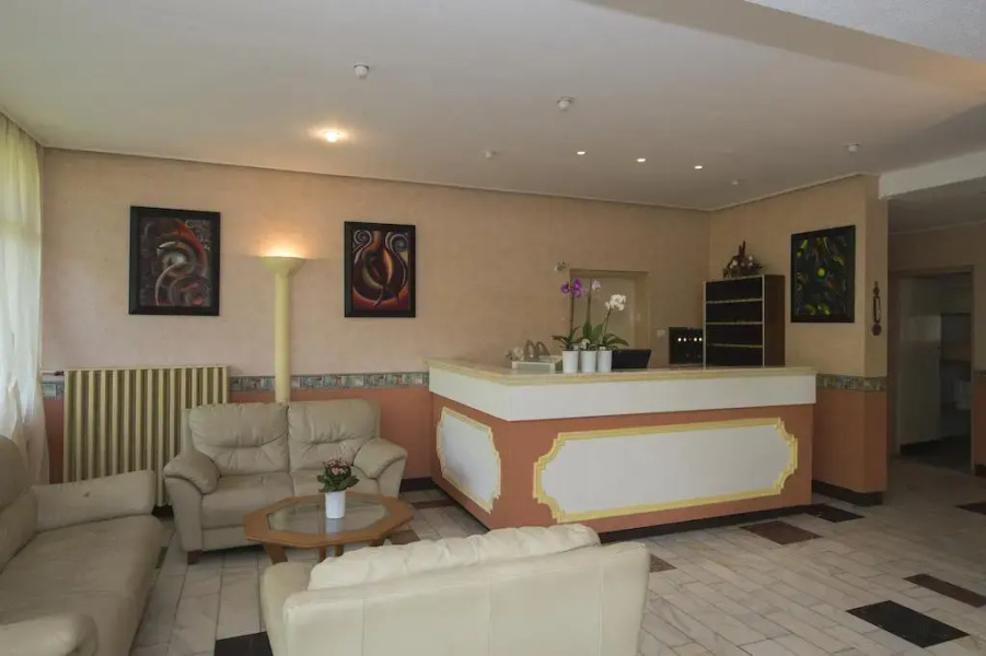 Familia Hotel