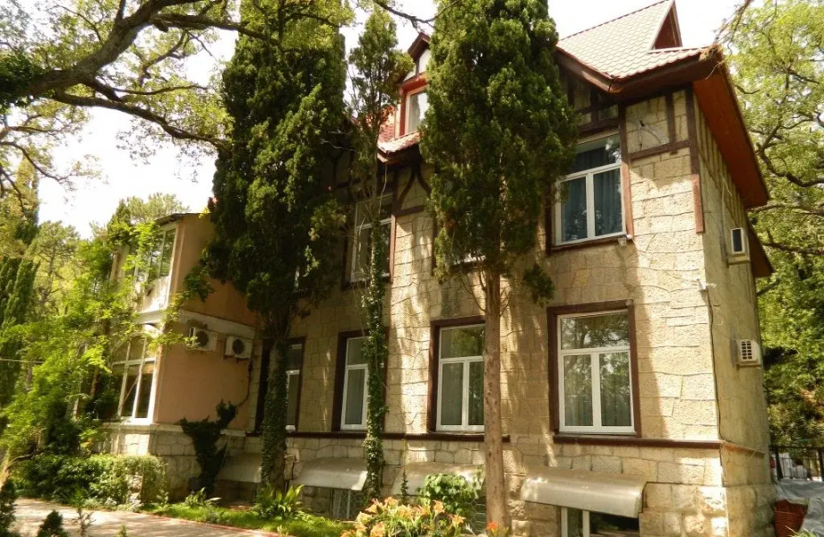 Park Royal Bely Lebed Mini-Hotel
