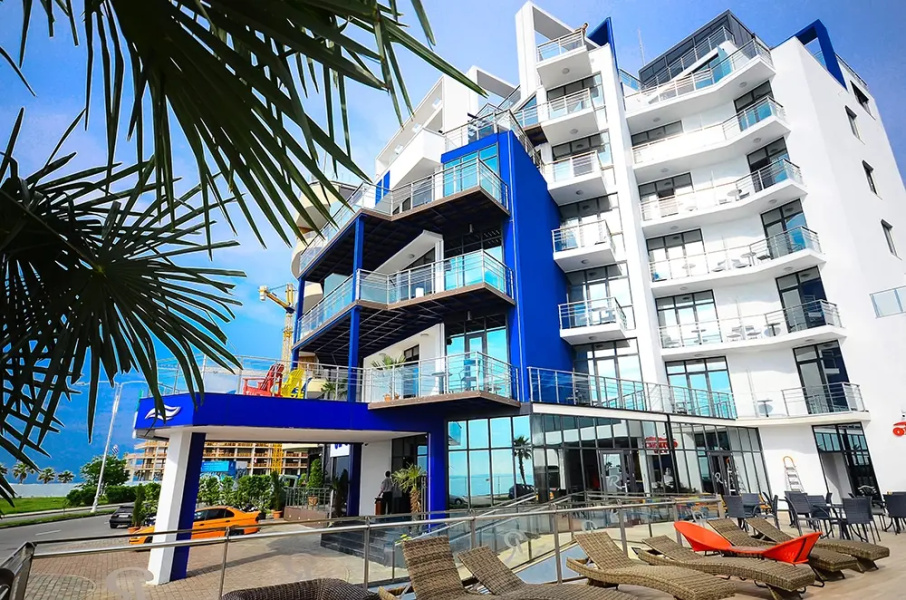 REALM Hotel Batumi