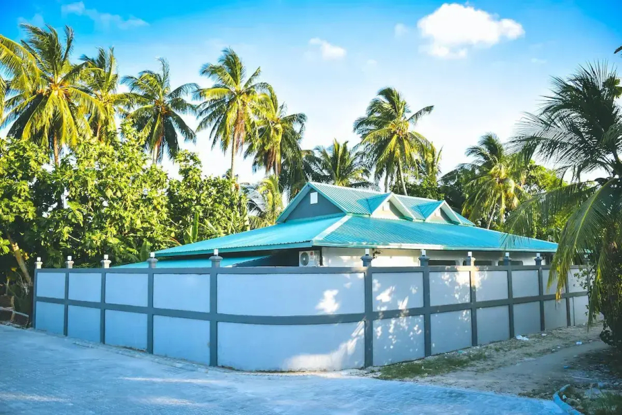 Equator Homestay
