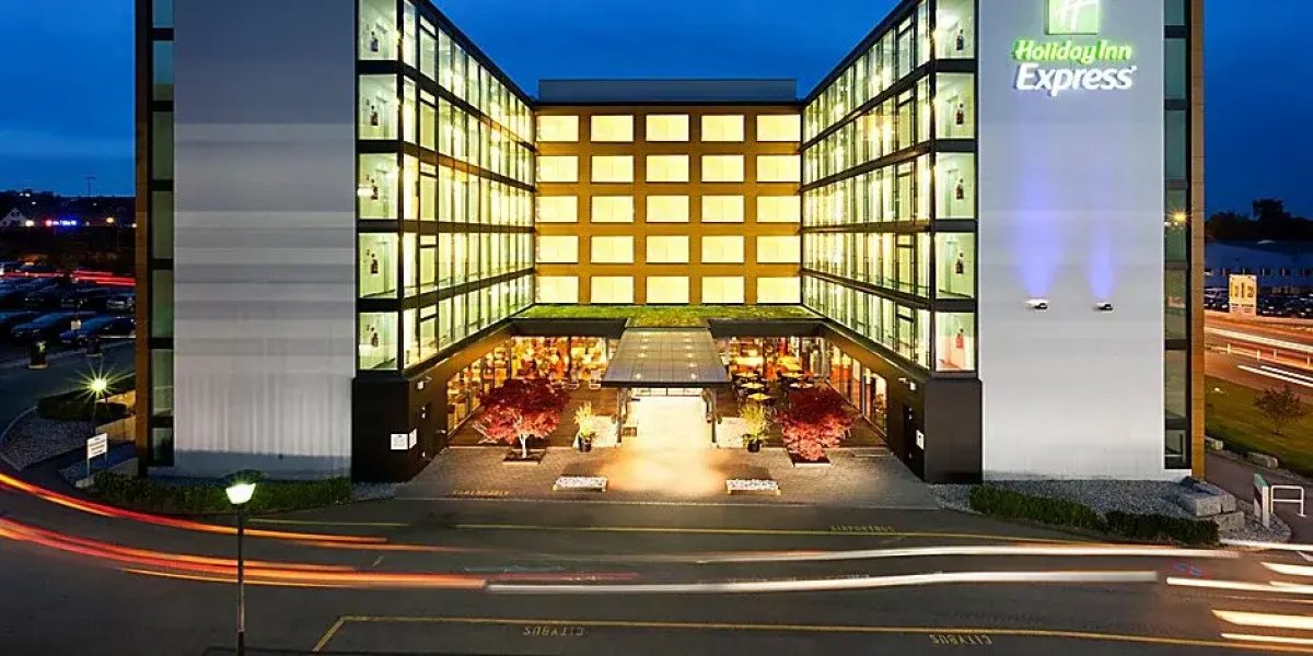 Holiday Inn Express Zurich Airport by IHG