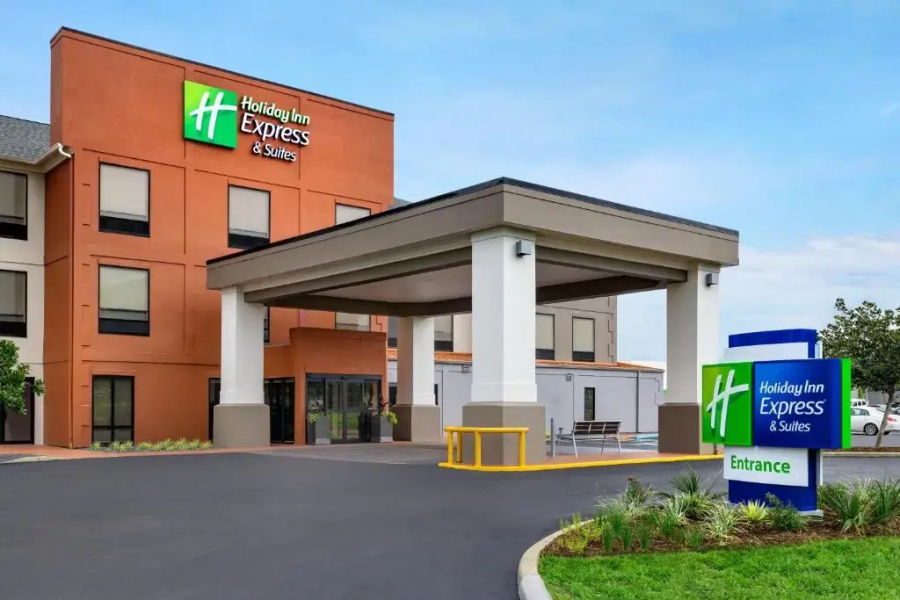 Holiday Inn Express & Suites Opelousas by IHG