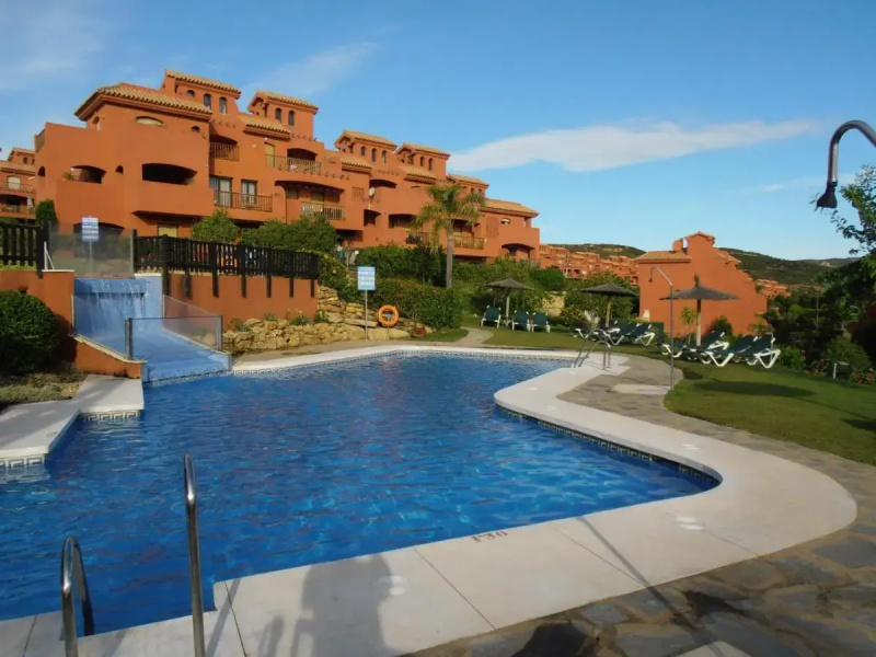 Отель Estepona