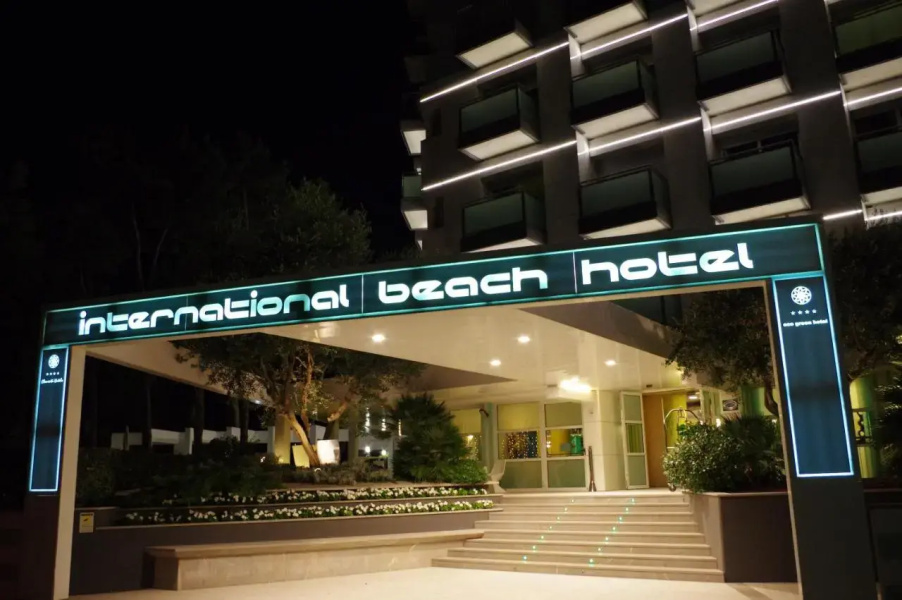 International Beach Hotel