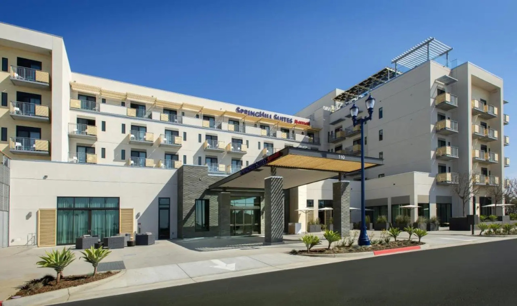 SpringHill Suites by Marriott Oceanside Beach