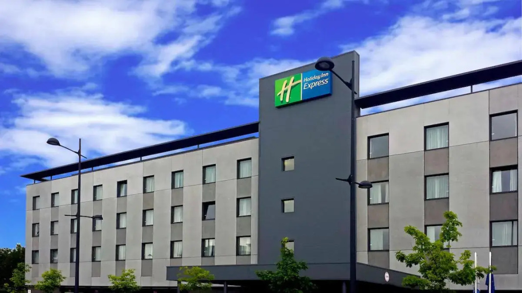 Отель Holiday Inn Express Bilbao, an IHG Hotel
