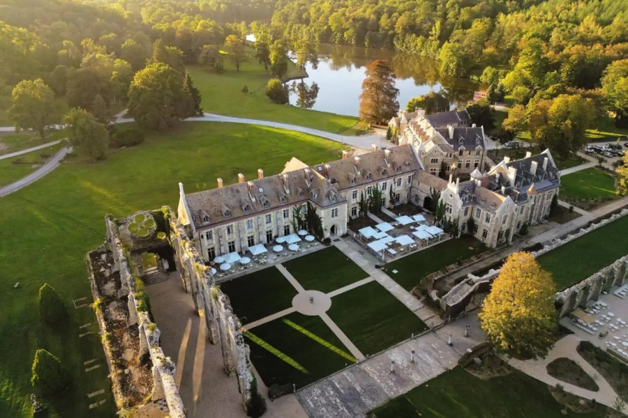 Abbaye des Vaux De Cernay by Paris Society