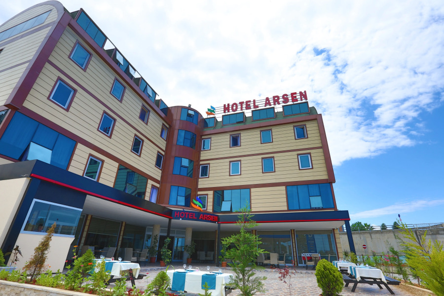 Arsen Hotel