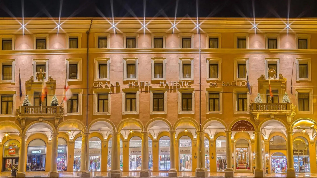 Отель Grand Hotel Majestic già Baglioni