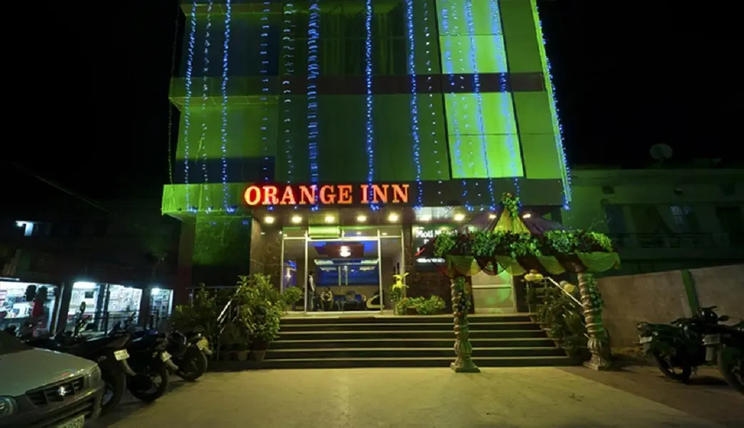 Orange Inn
