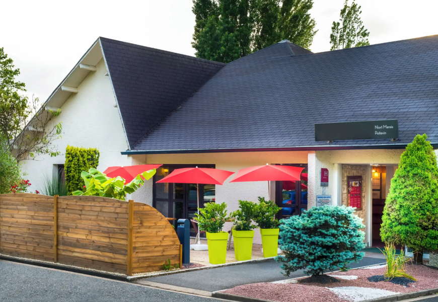 B&B Hotel Niort Sud Venise Verte