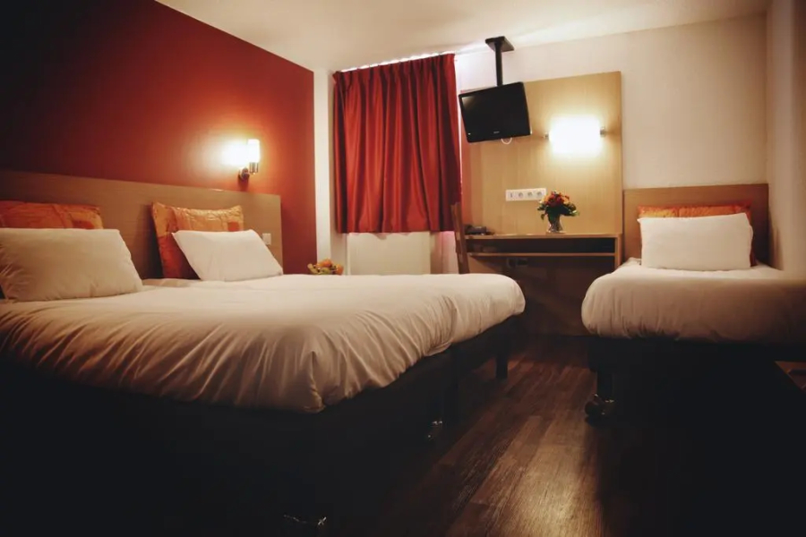 La Roseraie - Hotel & Restaurant