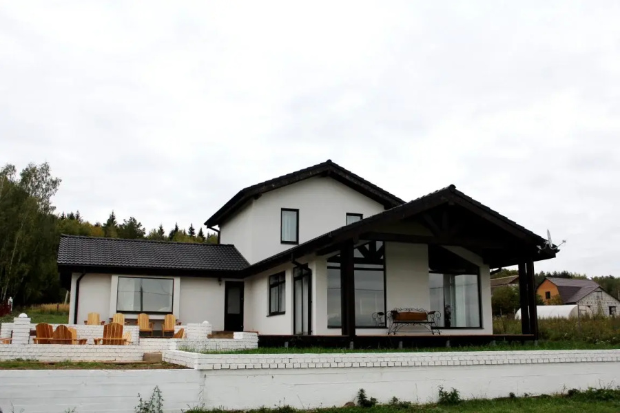 Usad'ba Gorki Village