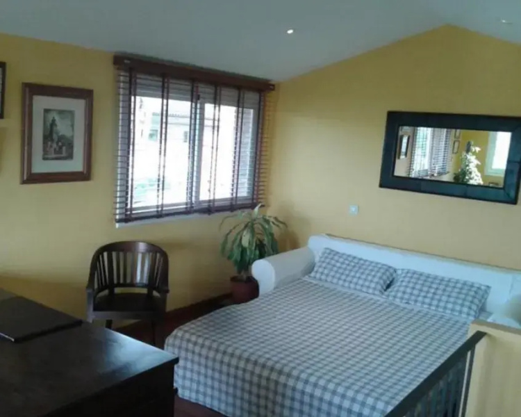 Caldes d'Estrach - 3 BR Villa - CCS 9405