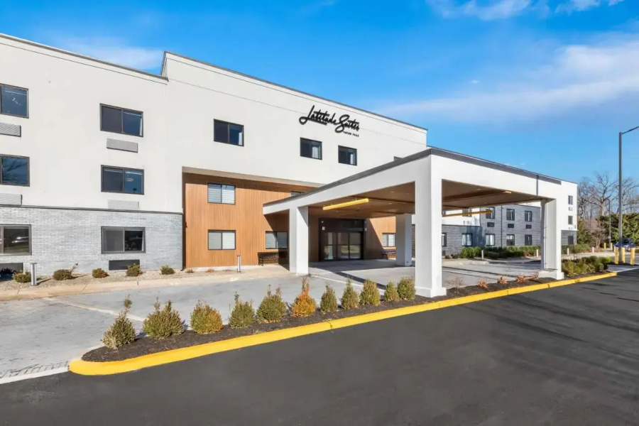 Latitude Suites Tinton Falls Eatontown/BW Premier Collection 