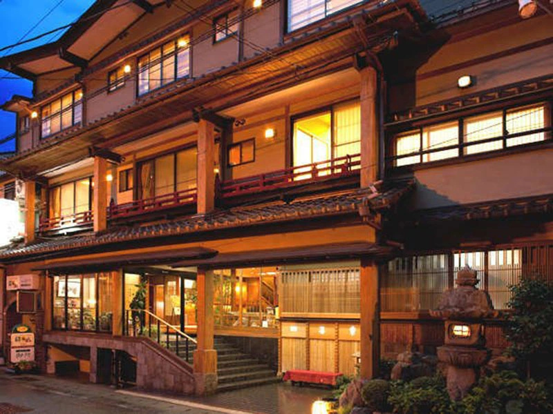 Kinosaki Onsen Hot Springs Kiraku