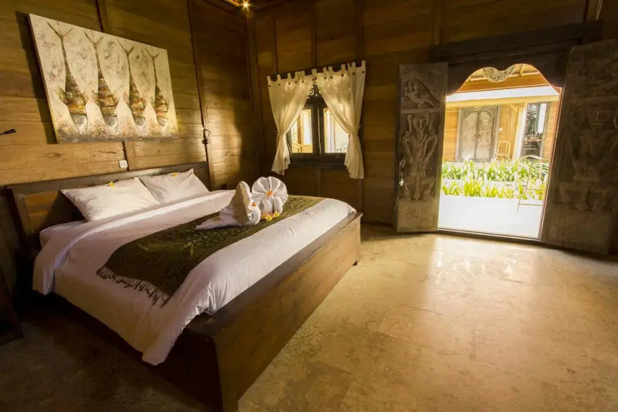 Benthos Bali Dive Resort