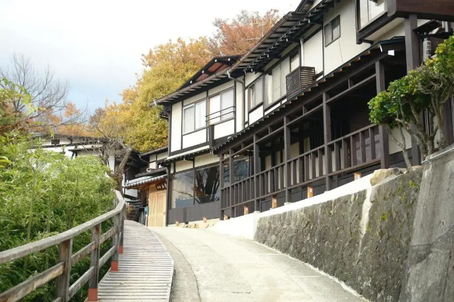 Futarishizuka Hakuun