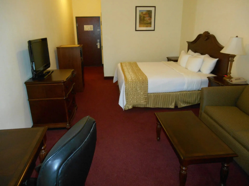 Settle Inn & Suites Linn