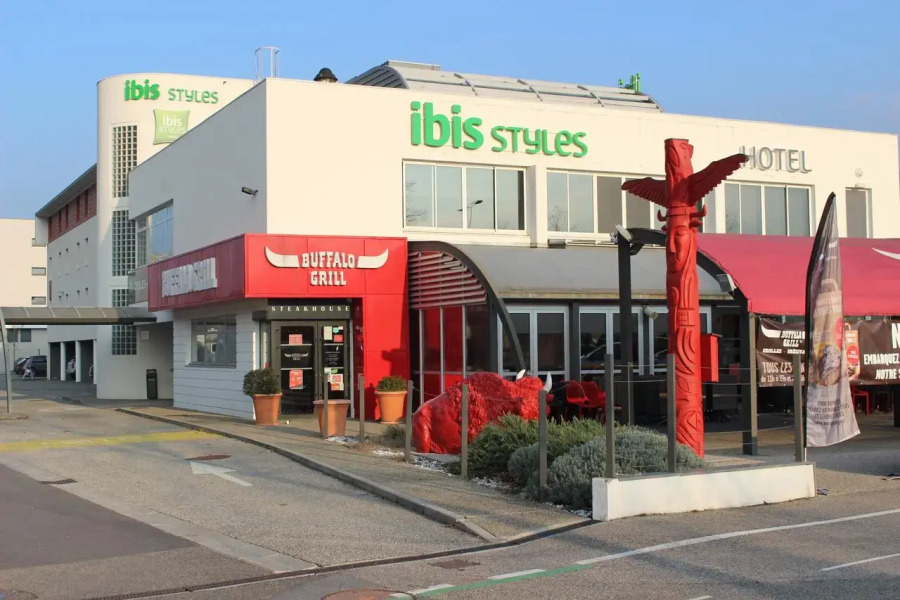 ibis Styles Crolles Grenoble A41