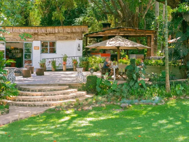 Mount Meru Game Lodge