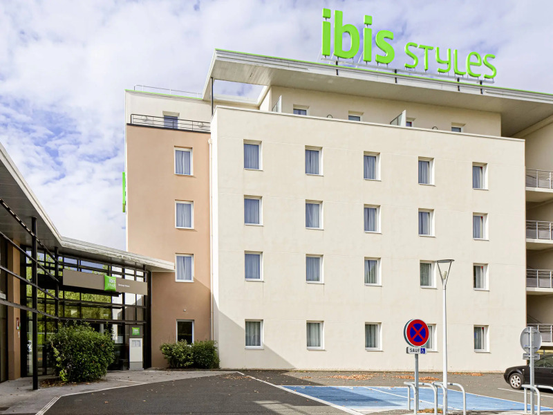 ibis Styles Montargis Arboria Hotel