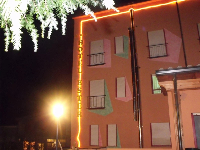 Hotel Ester
