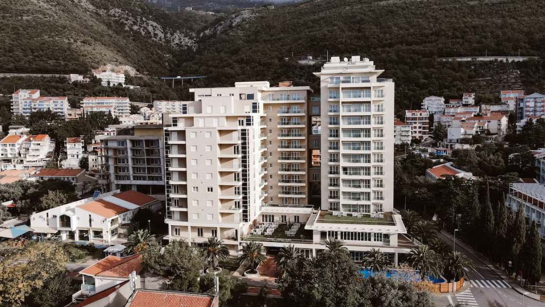 Отель Ami Budva Petrovac