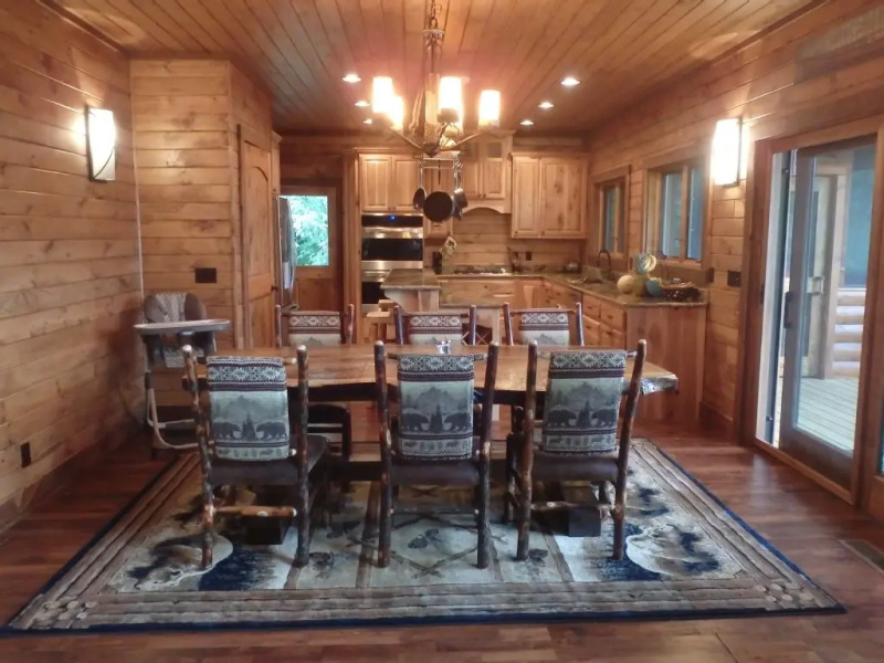 stayNantahala – Smoky Mountain Cabins and Luxury Yurts