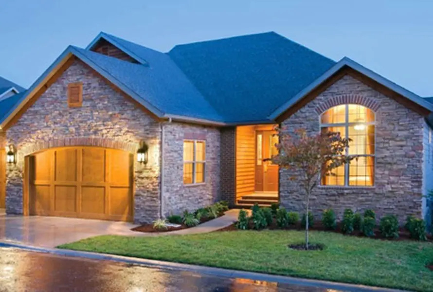 The Cliffs At Long Creek