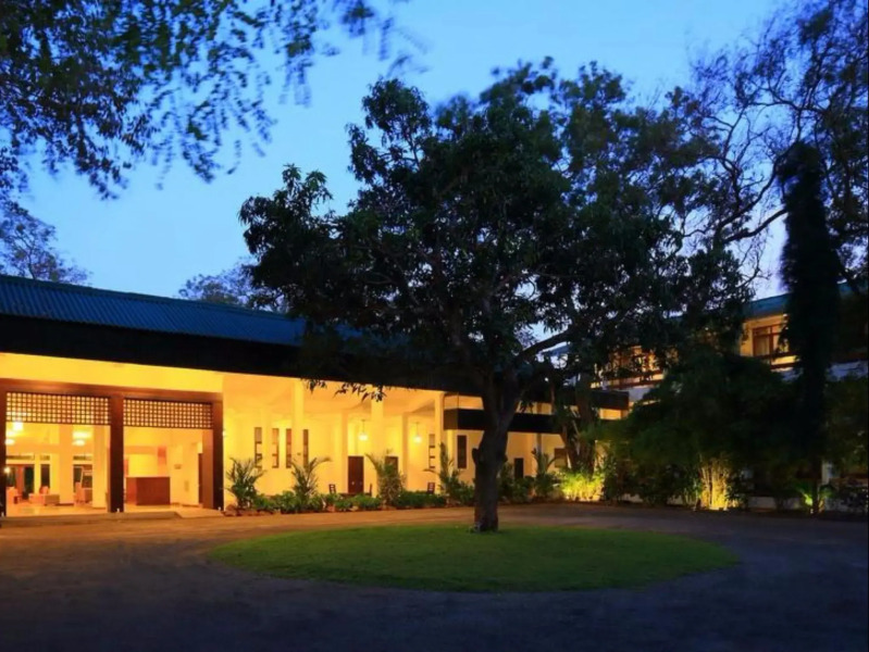 The Lakeside Hotel at Nuwarawewa