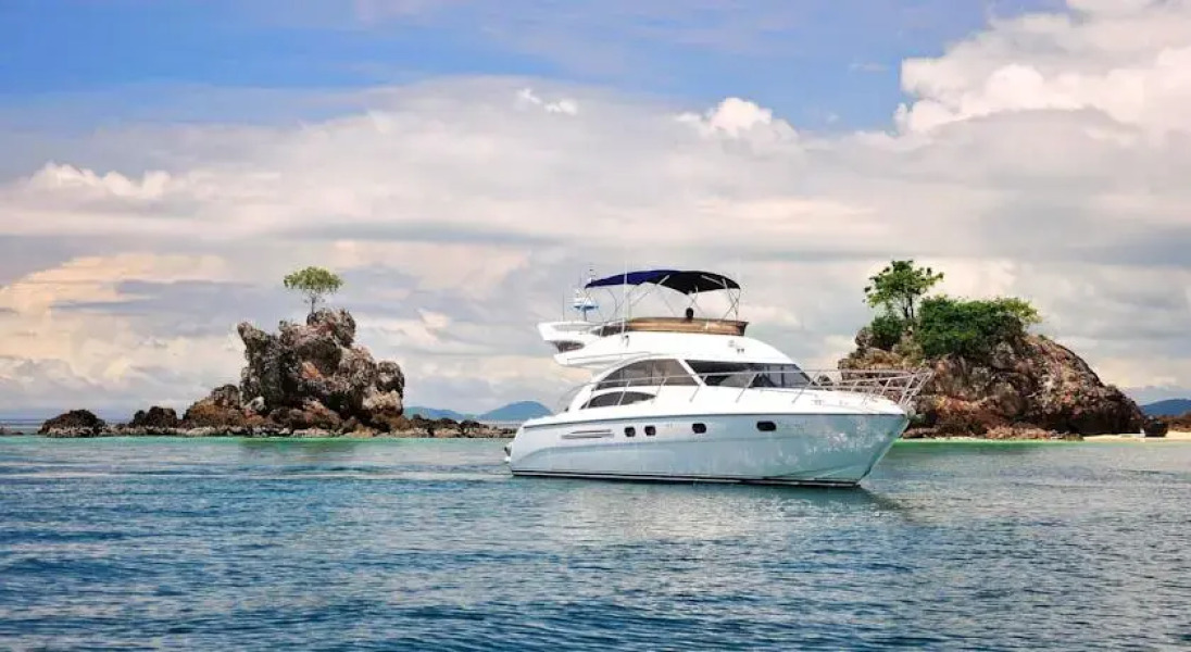 Princess Yacht PH4451