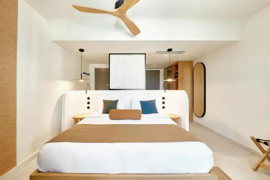 Paralos Kosta Alímia