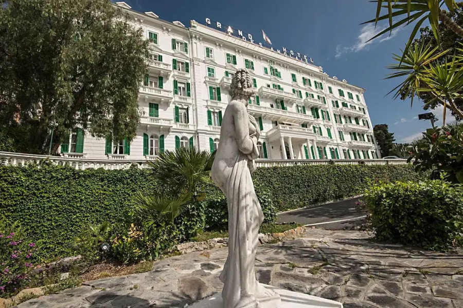 Отель Grand Hotel & Des Anglais