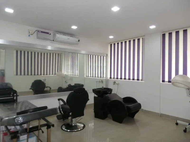 KEH Olive Castles PG for women (хостел для женщин)